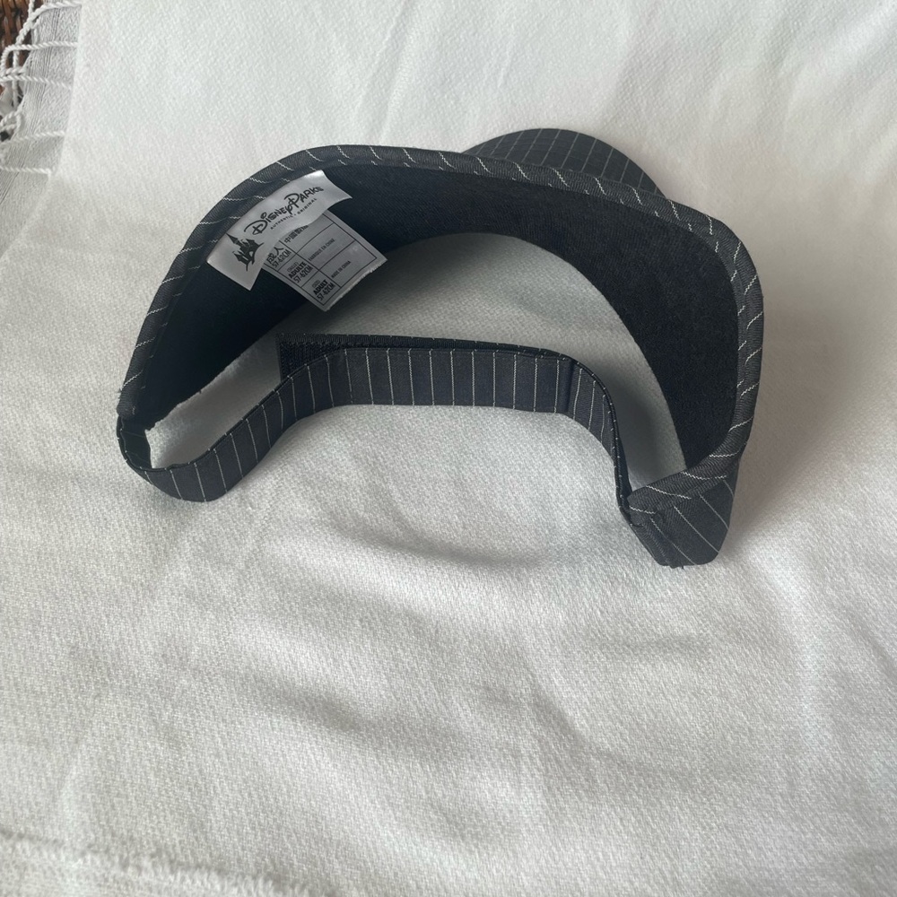 Disney Black Pinstripe Mickey Mouse Visor NWOT - Picture 2 of 4
